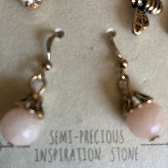 NWOT 3 pr. gt pierced earrings, rhinestones, bees, rose quartz. $19 - Picture 5 of 5